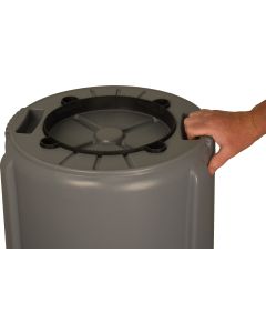 VCR20BLA-HD Vulcan HD Heavy Duty Round Container with Venting Channels - 20 Gallon Capacity - 19 1/2" Dia. x 23 1/2" H - Black in Color